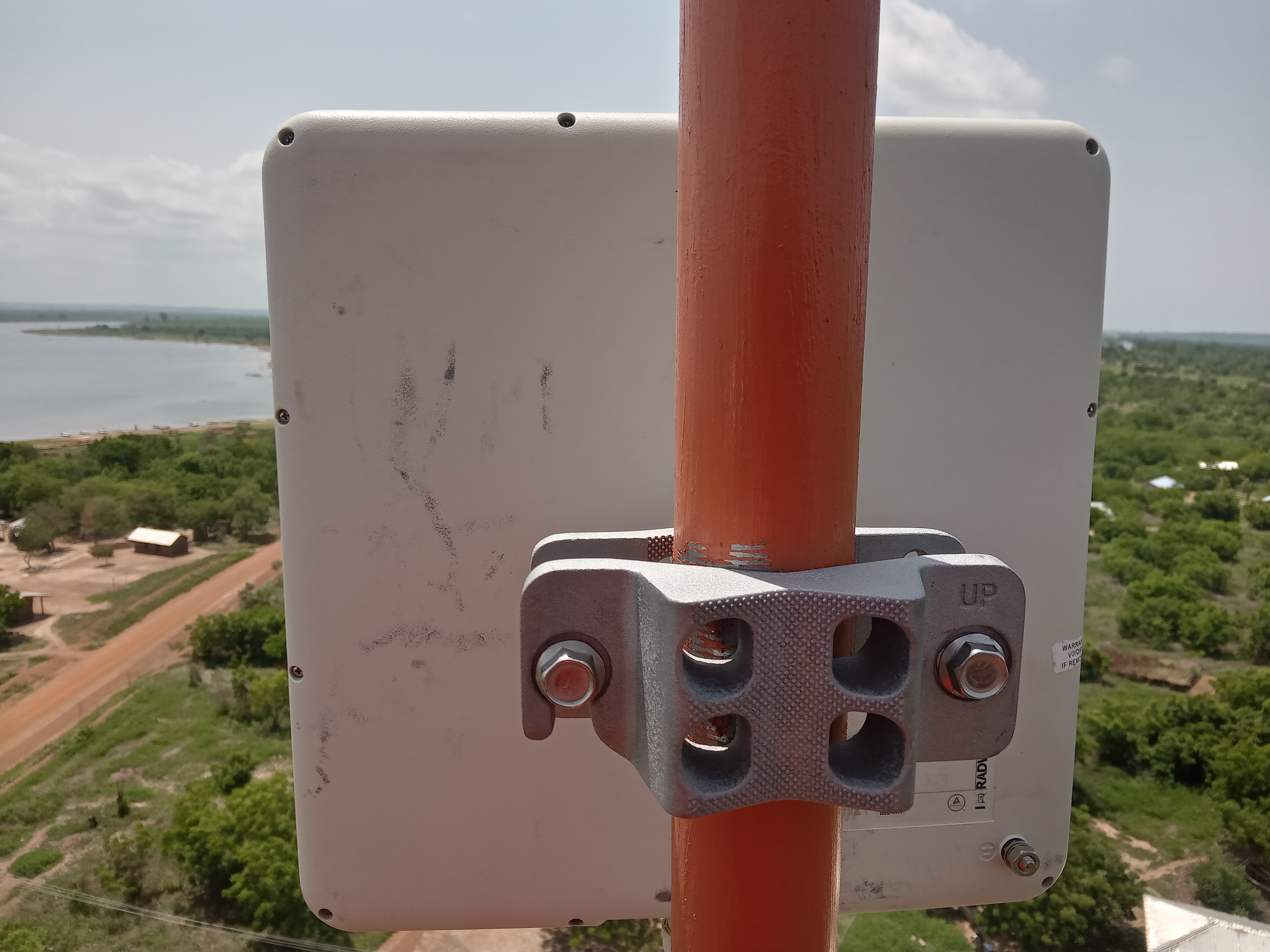 Telecel Cambium ePMP Force 300-19R Point-to-Point Radio
